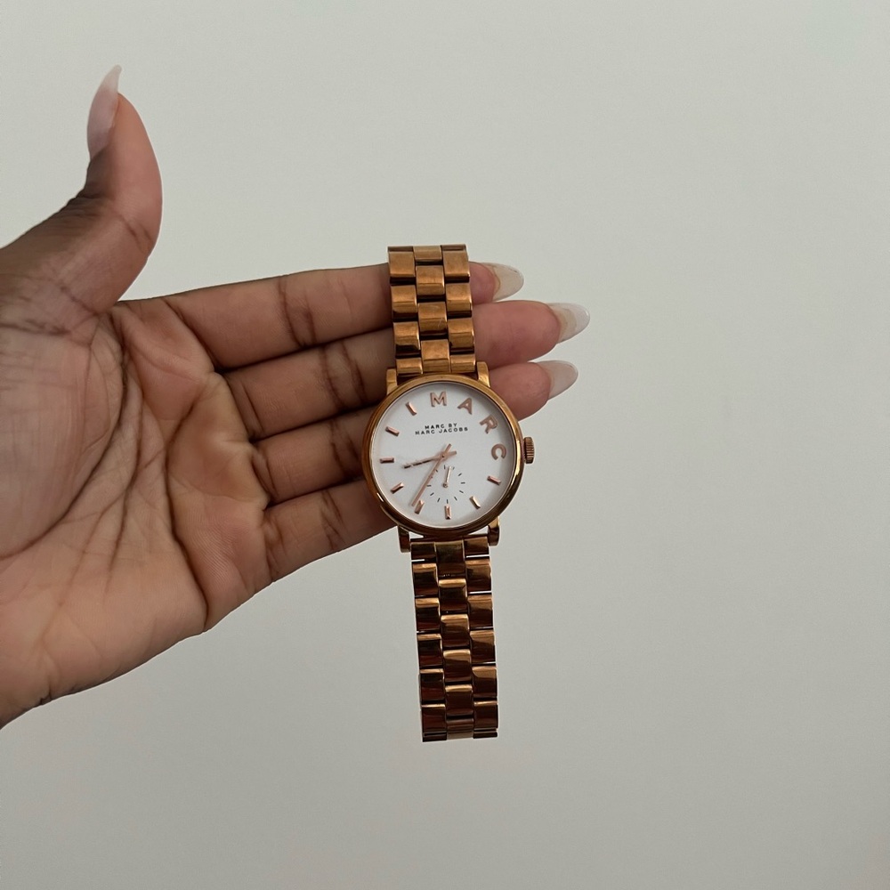 ROSE GOLD MARC JACOBS WATCH